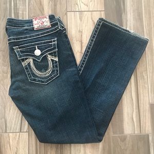 Size 28 x 29” True Religion Becky rainbow jeans